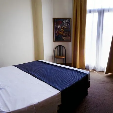 ニューホテル アミロテ ホテル ツーロン