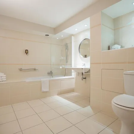 ホテル ニューホテル アミロテ 3*