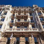 Amirauté Hotel 3*