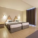 Amirauté Hotel