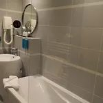 Amirauté Hotel 3*