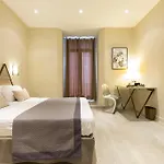 فندق Amiraute 3*