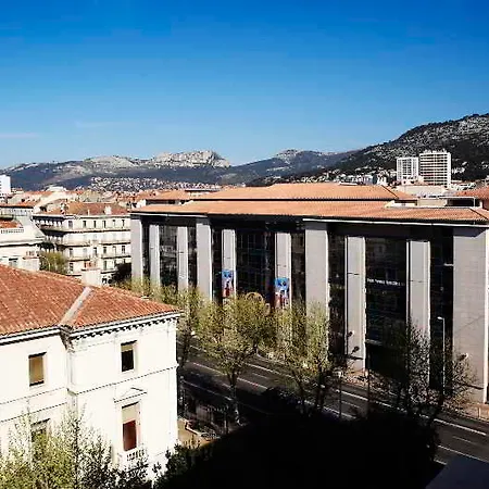 Amirauté Hotel 3*