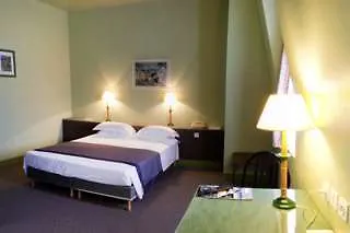 Amirauté Hotel 3*